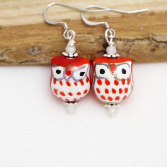 Red Hand Painted Beaded Owl Earrings - Handmade & Hypoallergenic - Picture 5 of 7